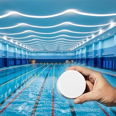 Piscina rapidă efervescentă 90% TCCA cu apă curată